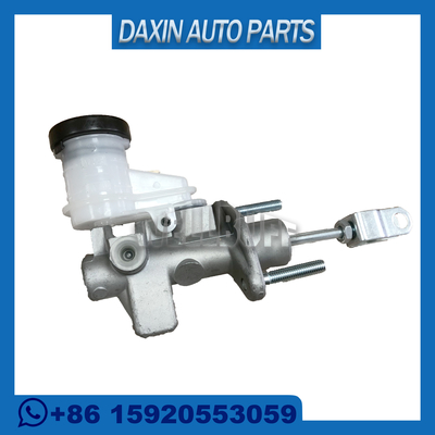qualidade  OEM 2345A015 MR995034 CLUTCH MASTER CYLINDER FOR MITSUBISHI L200/TRITON Fábrica